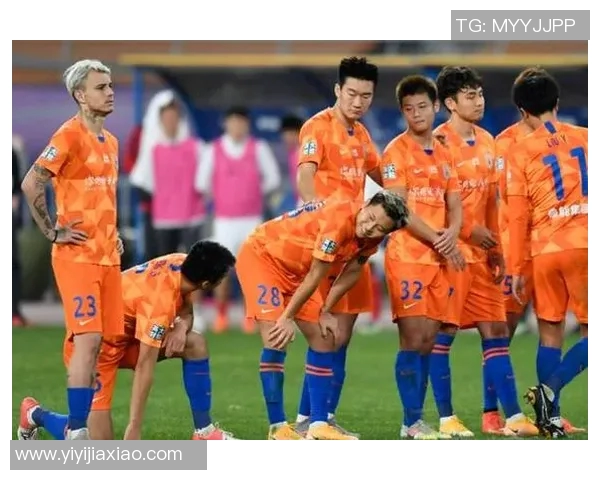 鲁能与上港中超联赛对决：鲁能与上港的精彩对战回顾与战术分析